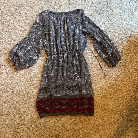 𝅺Max Studio NWT long sleeved dress - Picture 4 of 6